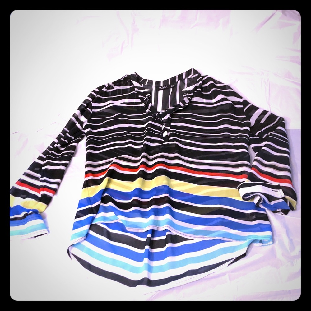 Women’s a.n.a petite lg sheer high low blouse